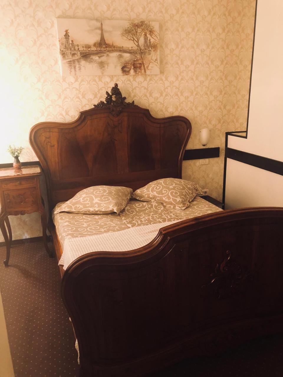 Hotel Taco Бухарест Экстерьер фото